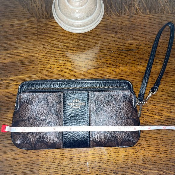Coach Signature Brown Wristlet - Picture 11 of 12